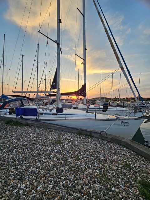🌞
The Ocean Race Europe⛵️
Our journey took us from the huge start event of @theoceanracekiel to Denmark and its beautiful sunsets 🌅